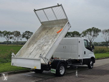 Utilitaire benne Iveco