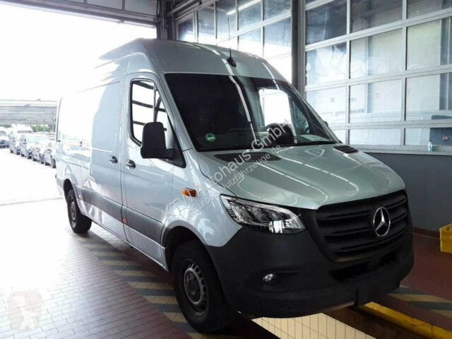 Užitkové vozidlo Mercedes Sprinter 317...