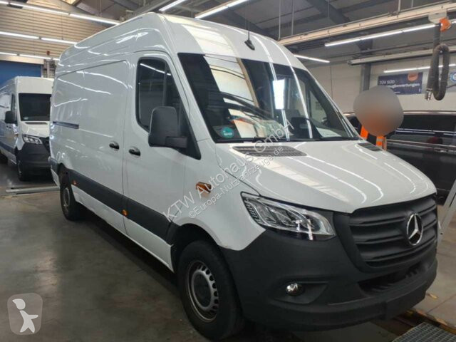 Užitkové vozidlo Mercedes Sprinter 317...
