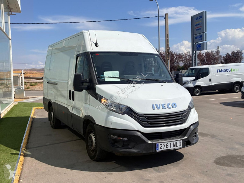 Коммерческий автомобиль Iveco  35S16 V 12m3