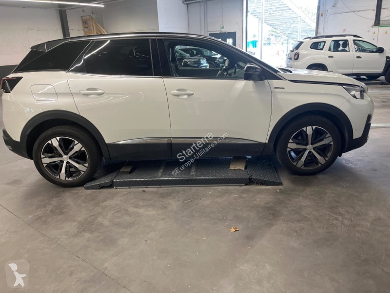 Véhicule utilitaire Peugeot