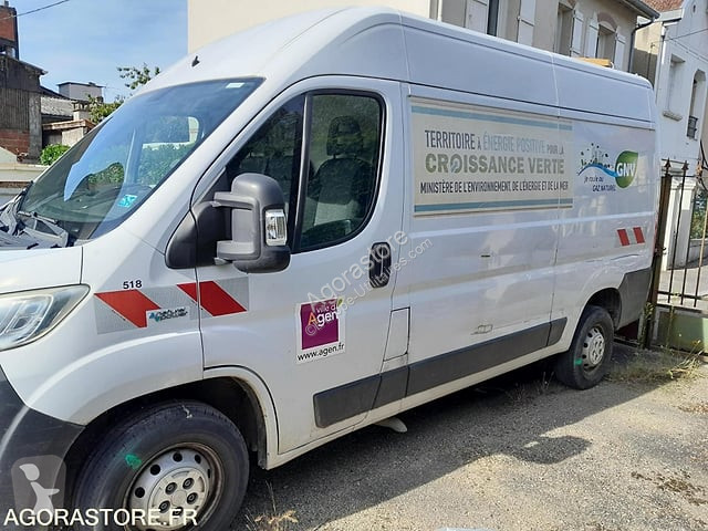 Véhicule utilitaire