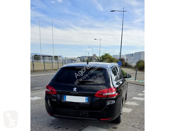 Véhicule utilitaire Peugeot II