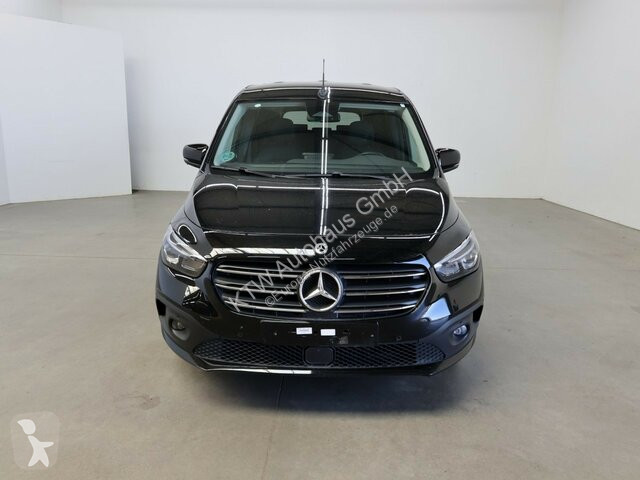 Véhicule utilitaire Mercedes T 180...
