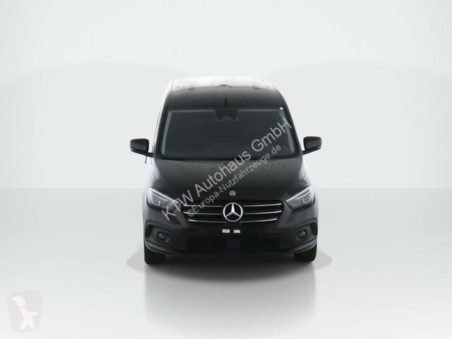 Véhicule utilitaire Mercedes T 180...