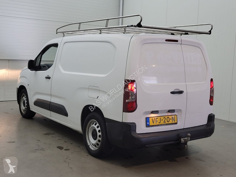 Véhicule utilitaire Opel 1.5D L2H1 Edition