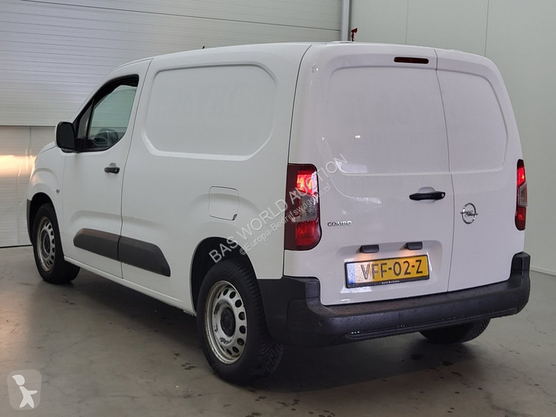 Véhicule utilitaire Opel 1.5D L1H1 Edition