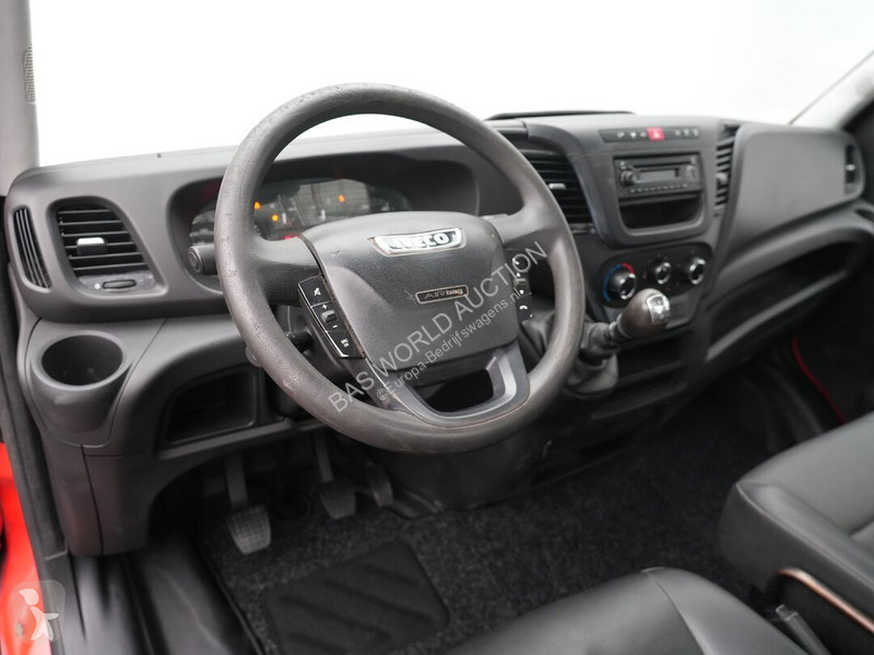 Veicolo commerciale Iveco 35C12