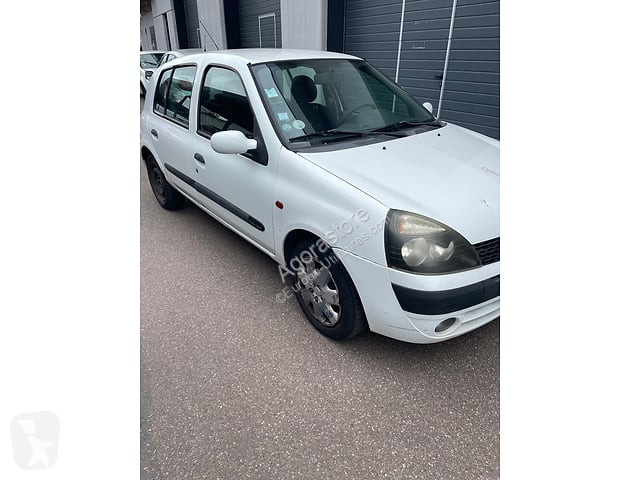 Véhicule utilitaire Renault CLIO
