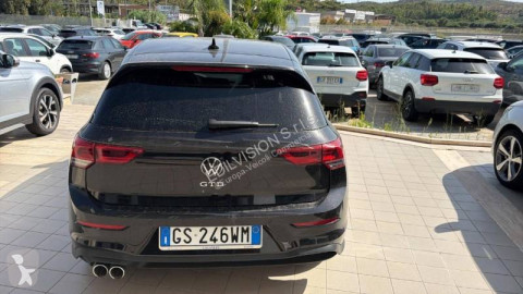 Voiture berline Volkswagen