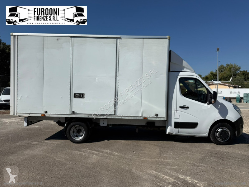 Veicolo commerciale Renault T35 2.3 dCi/130 TP...