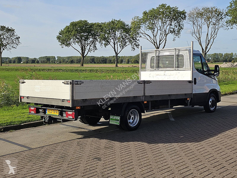Veicolo commerciale Iveco 40C18 3.0 ltr ac aut...