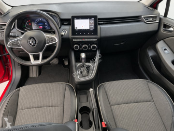 Автомобиль с кузовом «седан» Renault