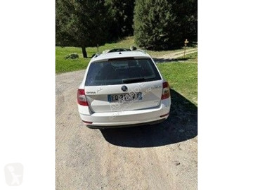 Автомобиль внедорожники 4X4 / SUV Skoda