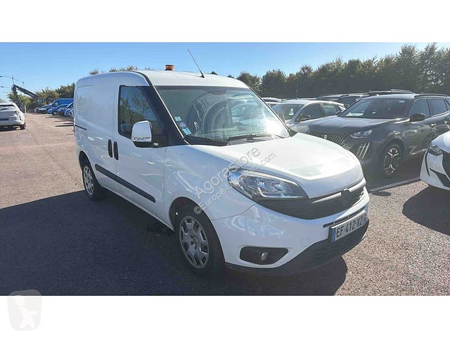 Коммерческий автомобиль Fiat DOBLO