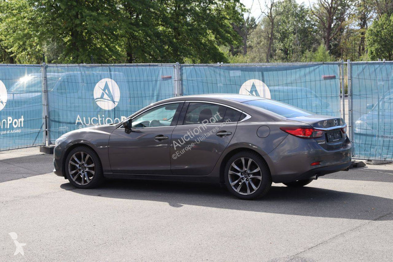 Mazda  6 van