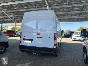 Średnia furgonetka Renault