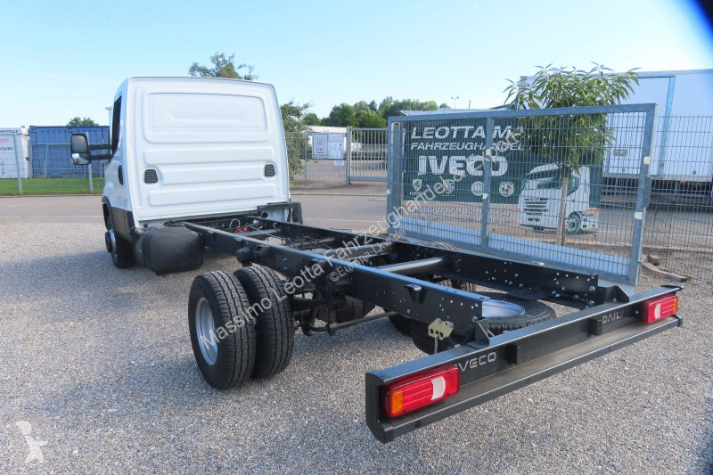 Nyttofordon Iveco 70C18H A8 /P Neu  5 X...