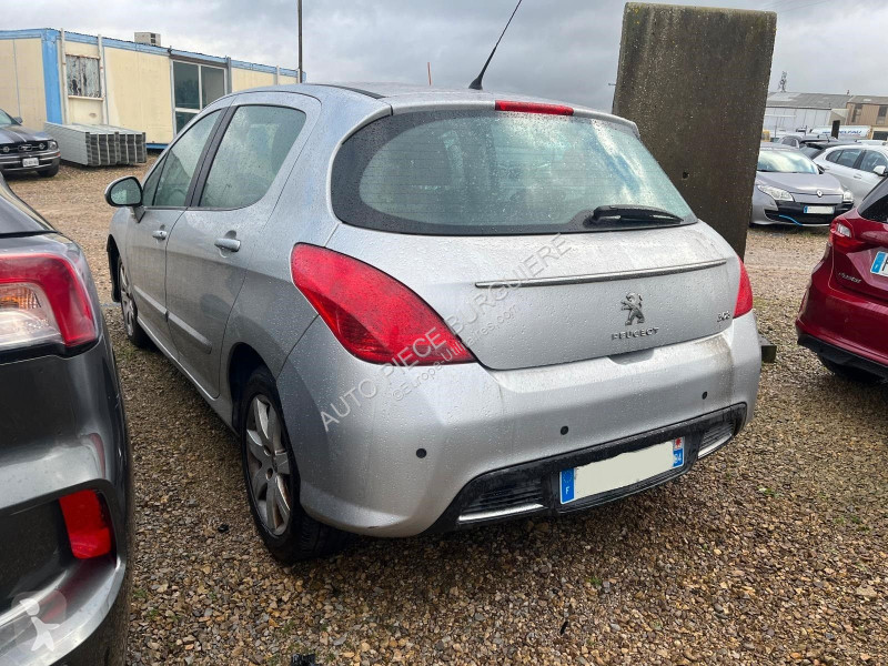 Коммерческий автомобиль Peugeot 1.6 VTi 120 /...