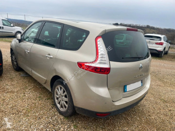 Комби Renault