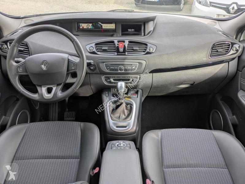 Коммерческий автомобиль Renault