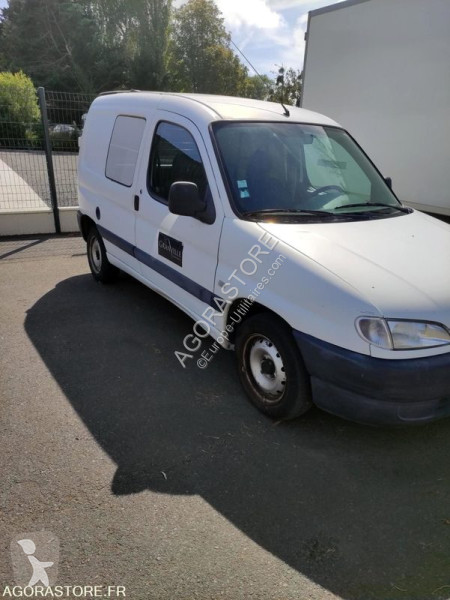 Samochód dostawczy Peugeot PARTNER
