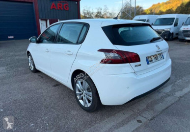 Samochód osobowy Peugeot