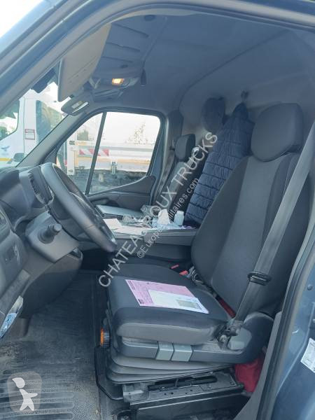 Nyttofordon Renault L3H2 2.3L DCI 180