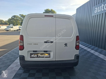 Furgon dostawczy Peugeot
