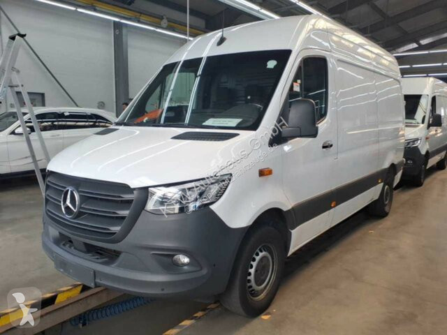 Samochód dostawczy Mercedes Sprinter 317...