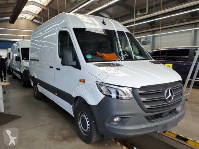 Samochód dostawczy Mercedes Sprinter 317...