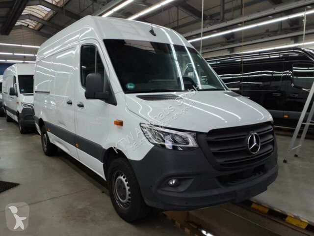 Samochód dostawczy Mercedes Sprinter 317...
