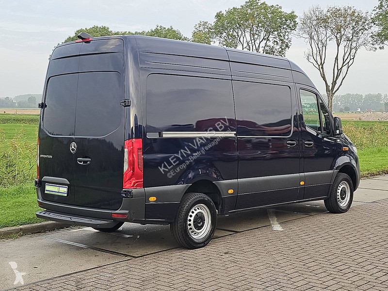 Autoutilitară Mercedes 317 L2H2 LED Mbux10 AC