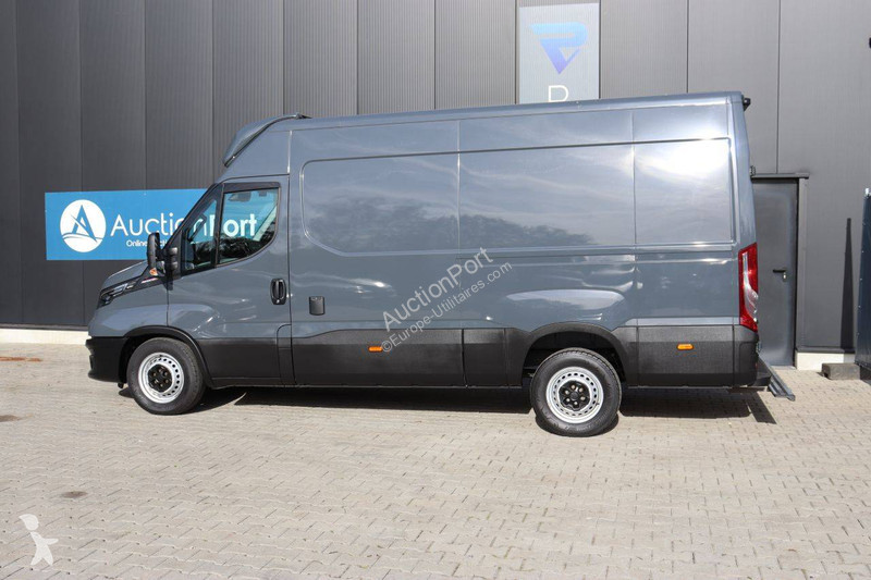 Nyttofordon Iveco 35S18