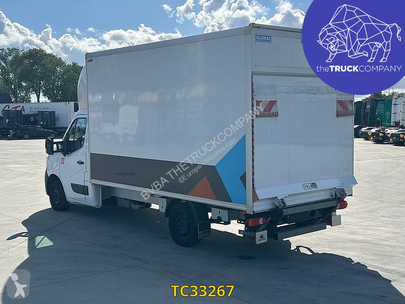 Samochód dostawczy Renault