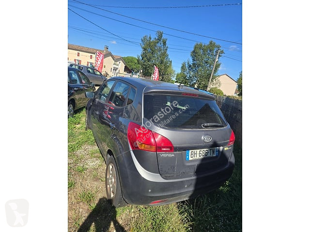 Furgoneta KIA VENGA