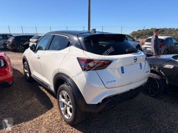 Samochód miejski Nissan
