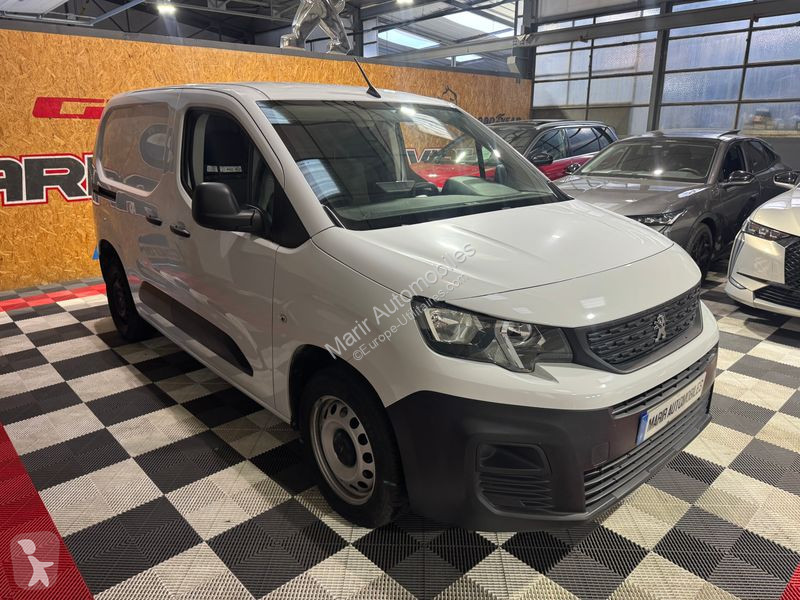 Véhicule utilitaire Peugeot PARTNER