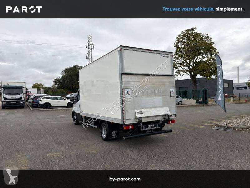 Furgoneta Iveco