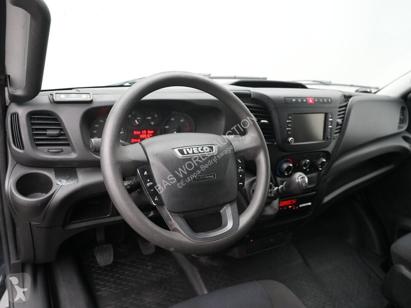 عربة نفعية Iveco 50C18