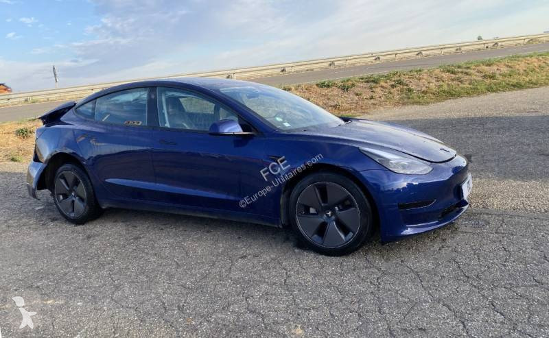 Véhicule utilitaire Tesla