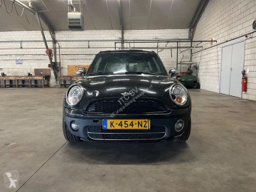 Coche berlina Mini
