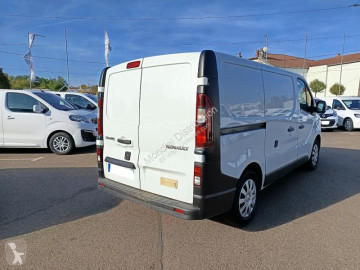 Furgão médio Renault