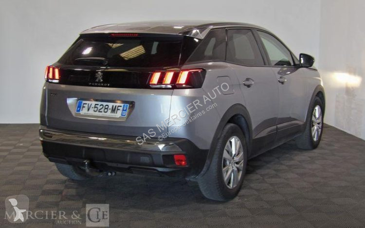 Samochód dostawczy Peugeot