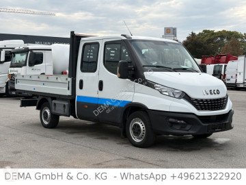 Autoutilitara platforma si obloane Iveco