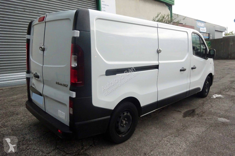 Véhicule utilitaire Renault TRAFIC 2,0 DCI 120