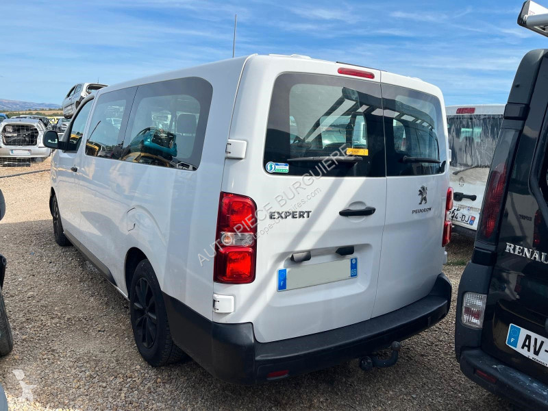 Véhicule utilitaire Peugeot III Combi 1.5...