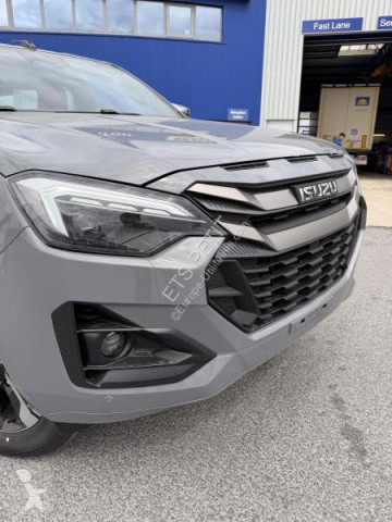 Isuzu D-MAX 2.2L SPACE PRESTIGE
