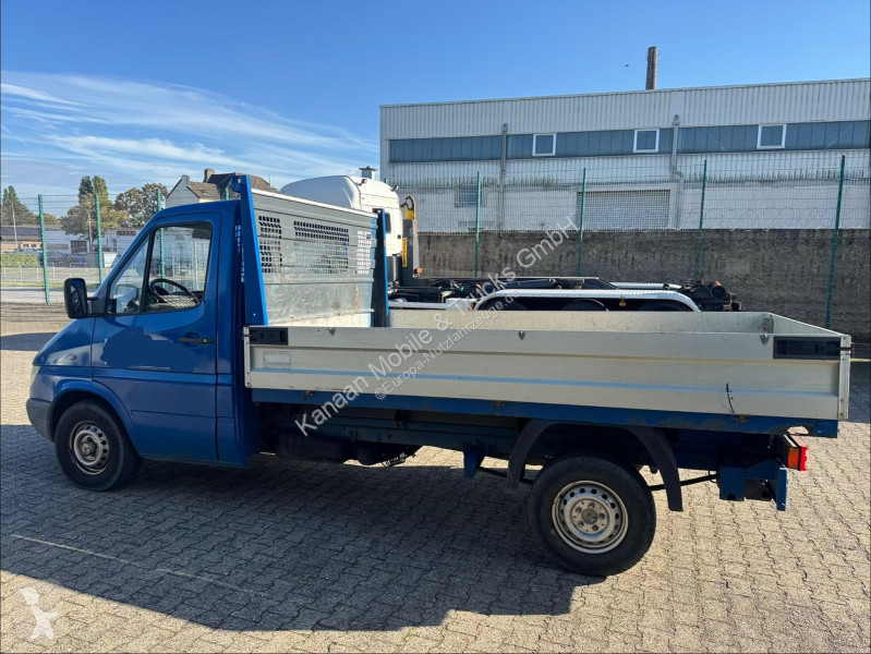 Véhicule utilitaire Mercedes Pritsche 208 CDI
