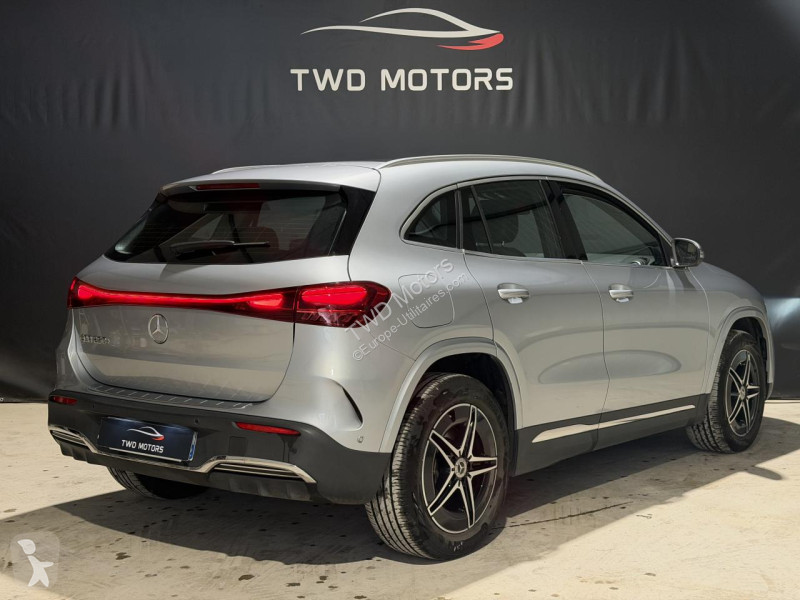 Véhicule utilitaire Mercedes EQA 250 +  AMG Line